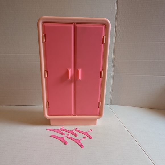 Mattel Barbie VIntage Dream Furniture Collection Armoire Closet 1977 - Picture 2 of 13